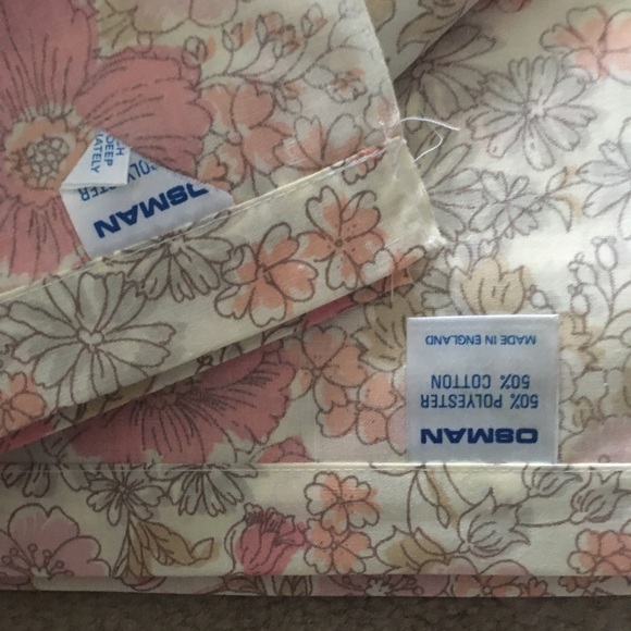 4 new made in UK flat twin sheets. Beige & floral. - Picture 2 of 3